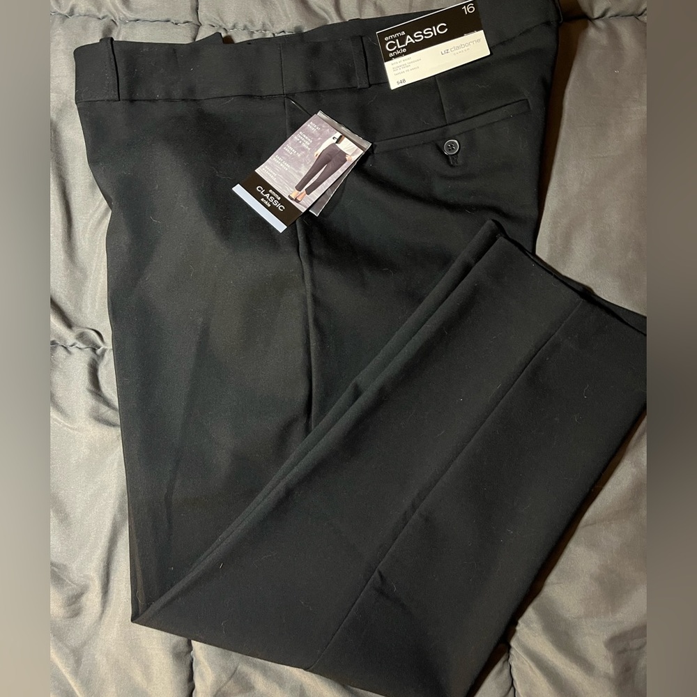NWT Ankle Pant - Liz Claiborne